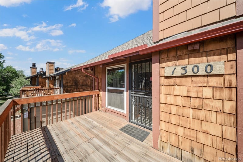 1300 S Carson Way, Aurora, CO 80012