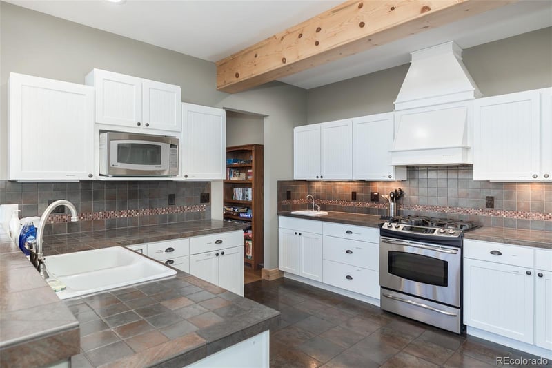 293 Mt Neva Dr, Granby, CO 80446