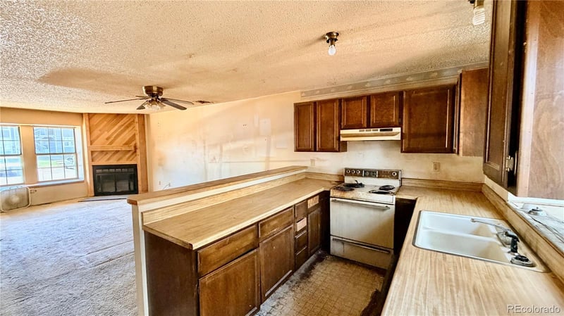 16923 E Whitaker Dr #L, Aurora, CO 80015