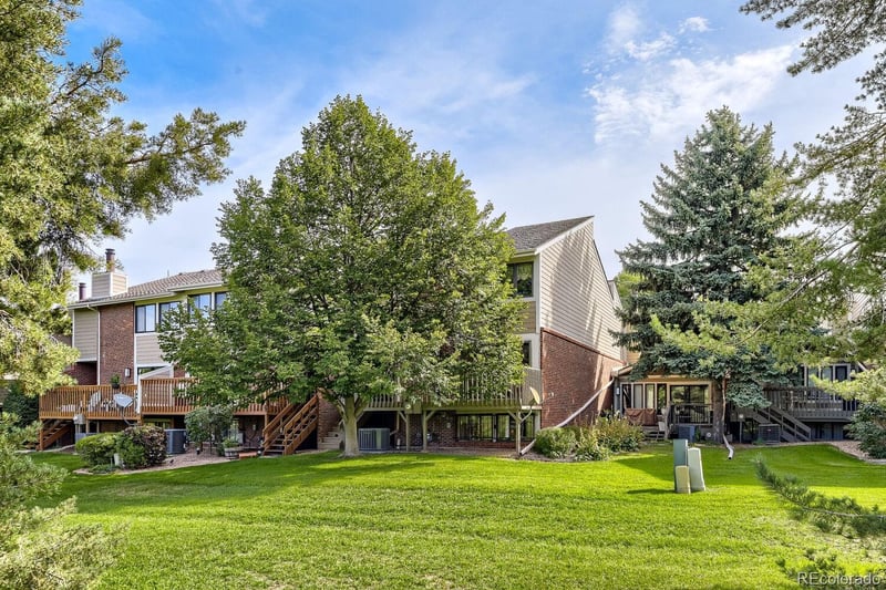 4255 S Olive St #8, Denver, CO 80237