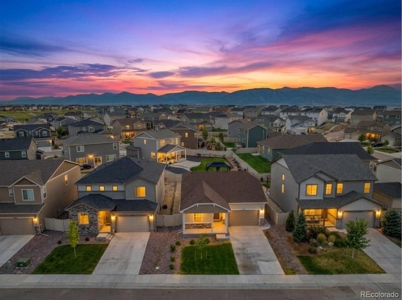 5424 Sunday Gulch Dr, Colorado Springs, CO 80925