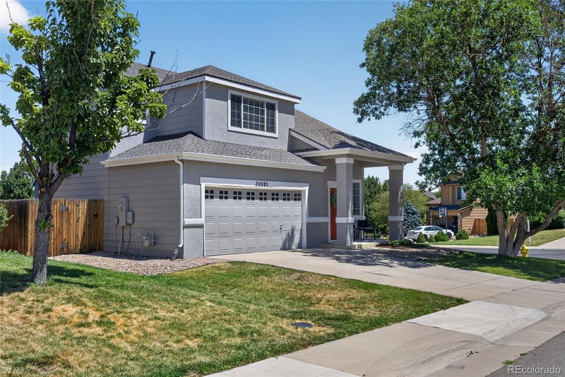 20285 E Belleview Ln, Centennial, CO 80015