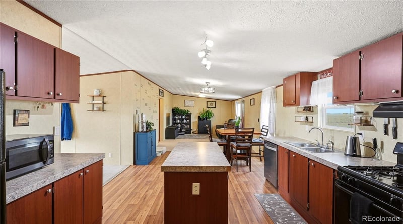 7498 Highway 52, Wiggins, CO 80654