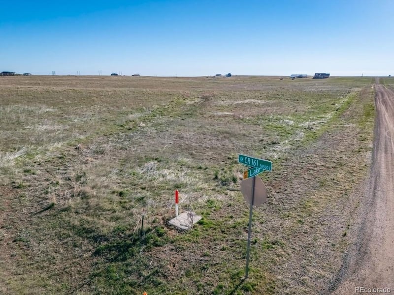 58701 E Lake Pl, Strasburg, CO 80136