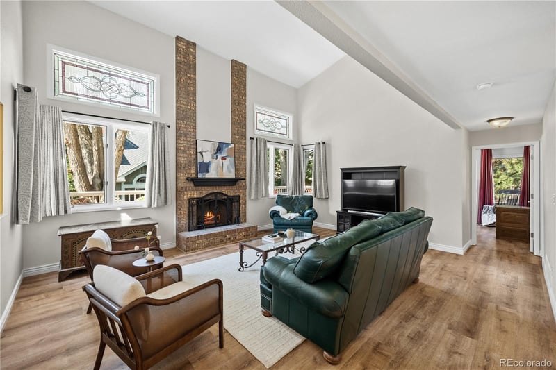 16248 E Belleview Dr, Centennial, CO 80015