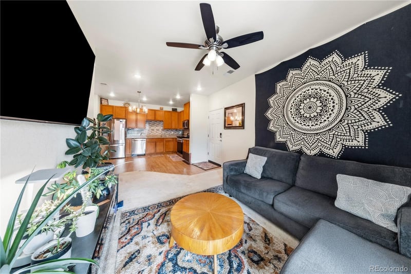 1861 S Dunkirk St #302, Aurora, CO 80017