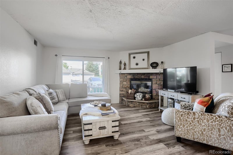 12093 W Cross Dr #107, Littleton, CO 80127