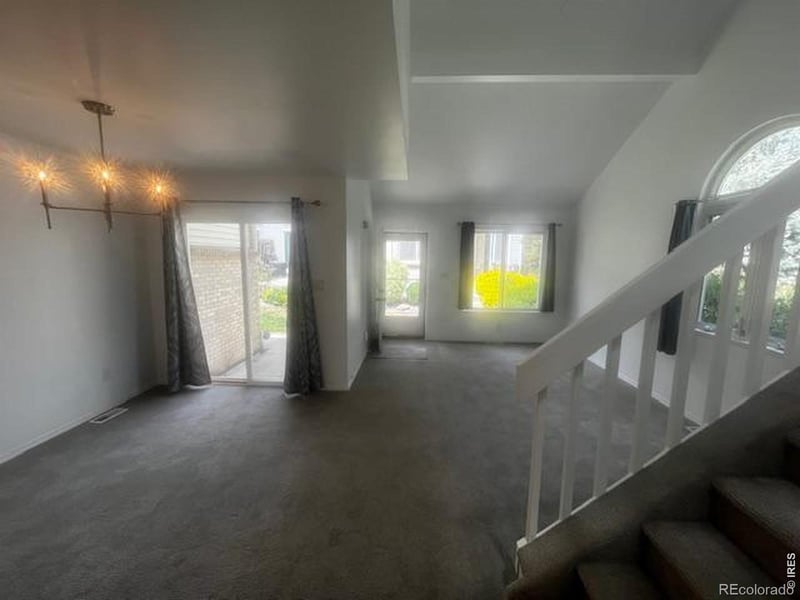 2142 Meadow Ct, Longmont, CO 80501
