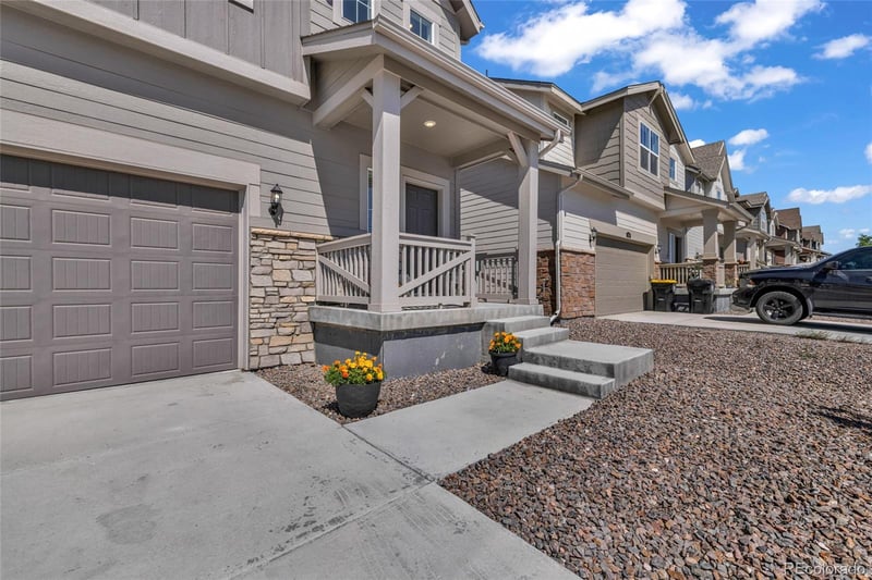 828 Yankee Boy Loop, Elizabeth, CO 80107