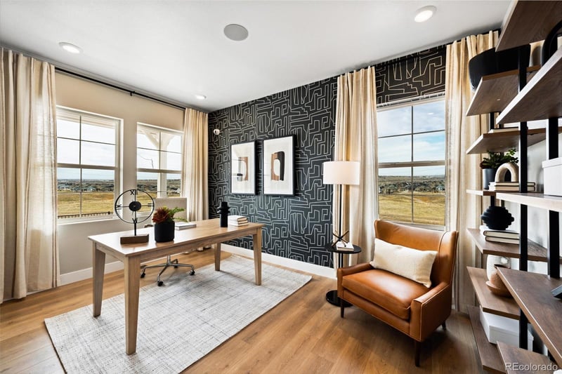 8958 Whiteclover St, Littleton, CO 80125