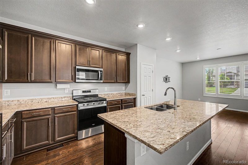 11441 Booth Falls Ct, Parker, CO 80134