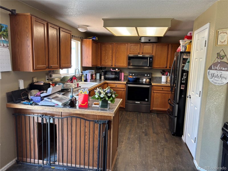11373 Oakland Dr, Henderson, CO 80640