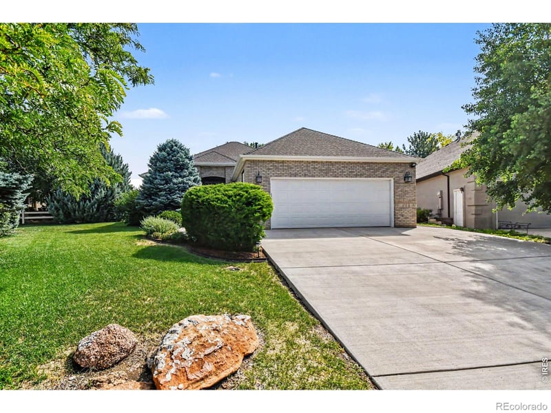 915 Falcon Ridge Ct, Eaton, CO 80615