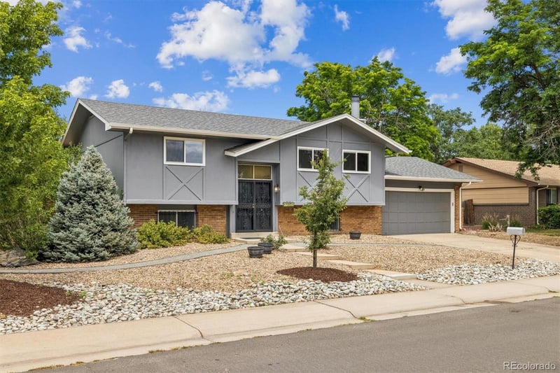 11931 E Hawaii Cir, Aurora, CO 80012