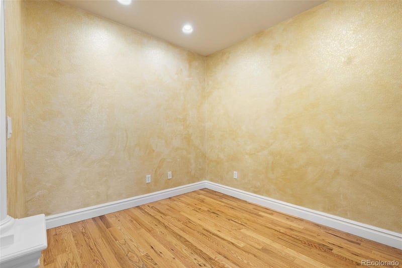 1145 Harrison St, Denver, CO 80206