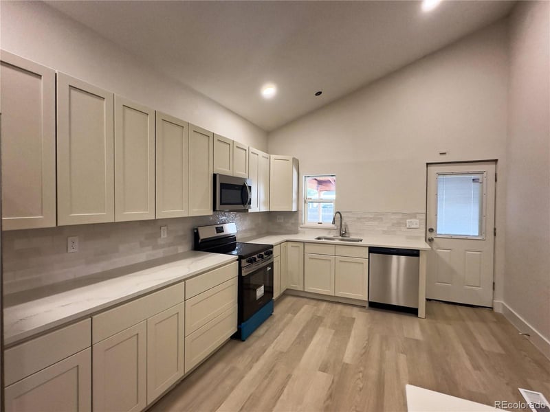 5128 Columbus Way, Denver, CO 80239