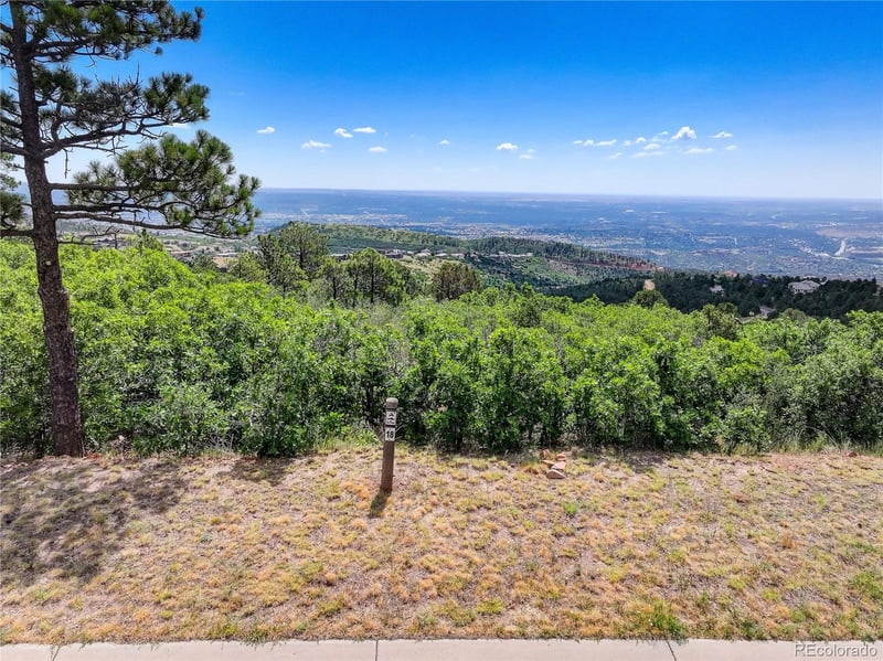 3765 Outback Vista Point, Colorado Springs, CO 80904