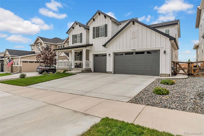 5534 Riverbend Ave, Longmont, CO 80504