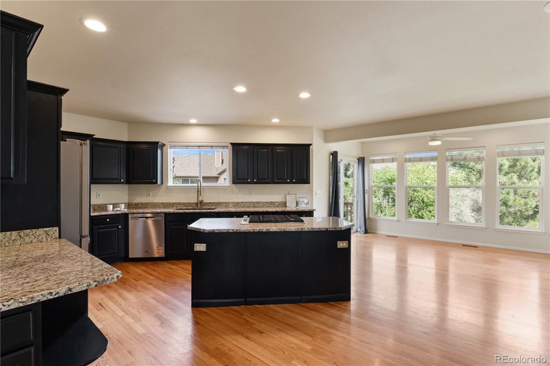 1136 Vista Oaks Dr, Colorado Springs, CO 80921