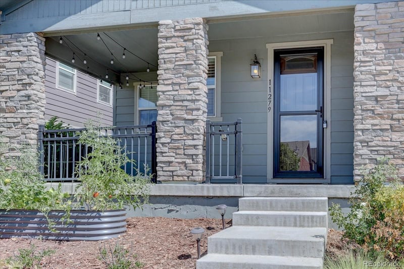 11279 E 25th Dr, Aurora, CO 80010