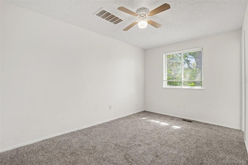 3034 S Laredo Cir, Aurora, CO 80013