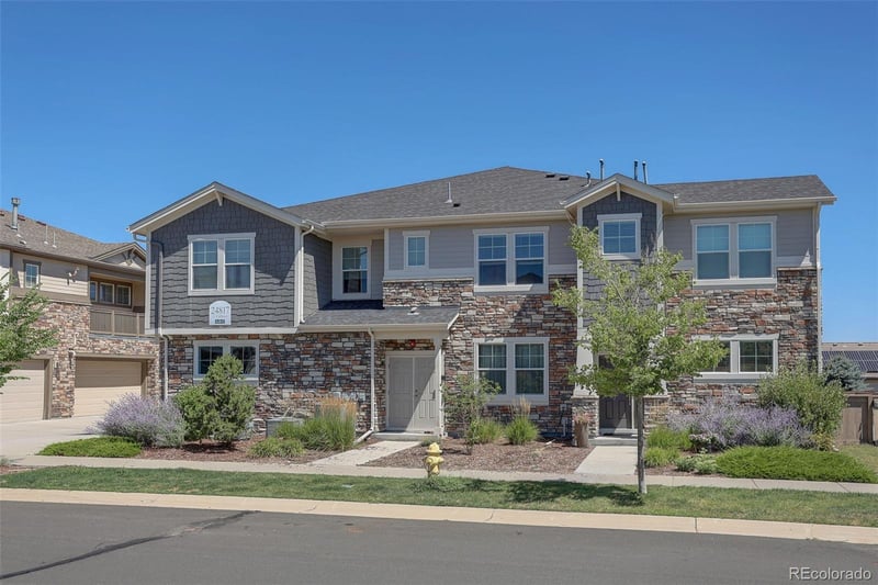 24817 E Calhoun Pl #B, Aurora, CO 80016