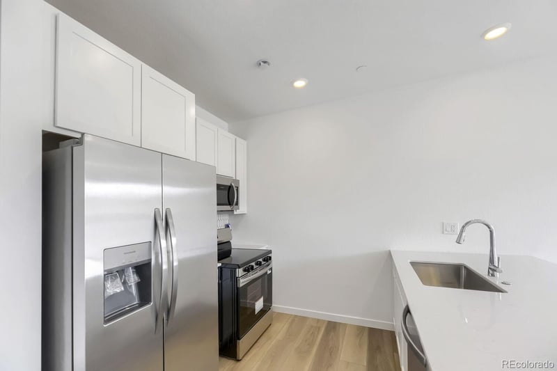 7655 S Mobile Way, Centennial, CO 80016