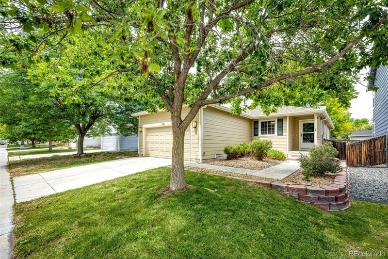 16475 E Phillips Pl, Englewood, CO 80112