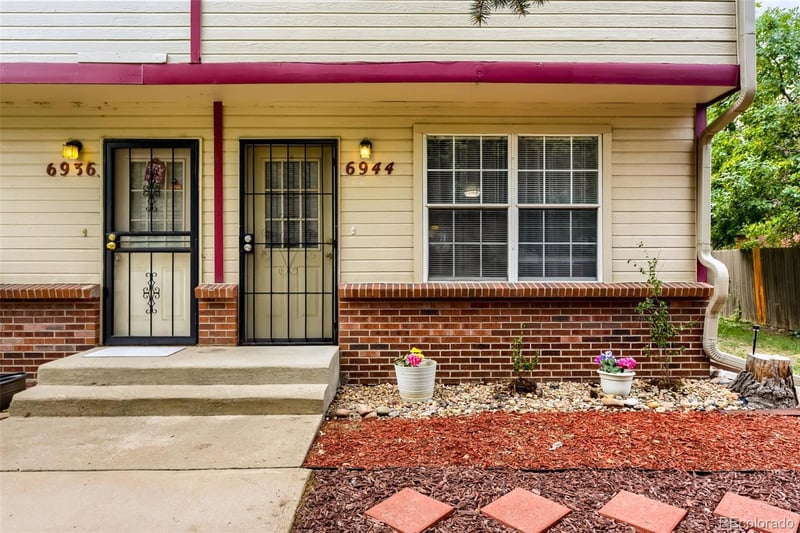 6944 W Mississippi Ave, Lakewood, CO 80226