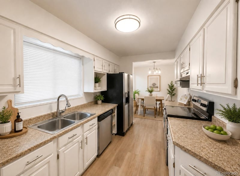 14563 E 11th Ave, Aurora, CO 80011