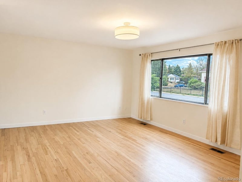 14563 E 11th Ave, Aurora, CO 80011
