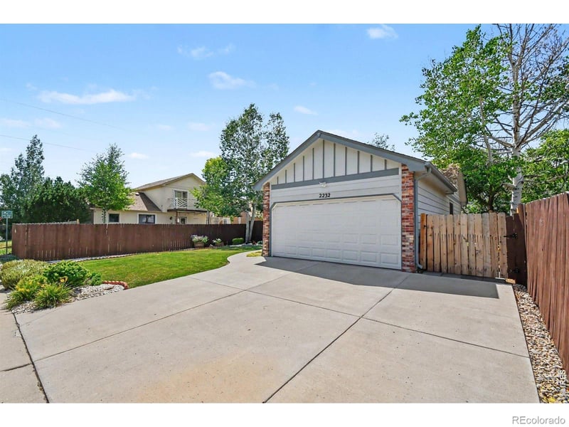 2232 E 18th St, Loveland, CO 80538