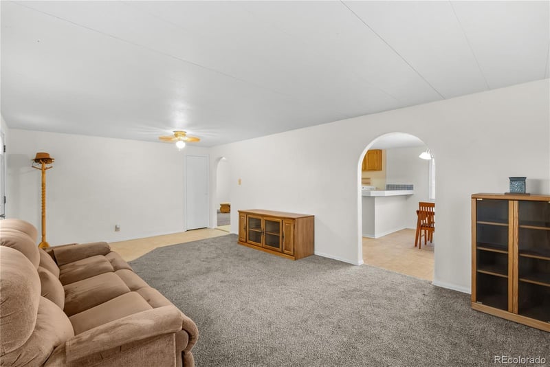 685 7th St, Penrose, CO 81240