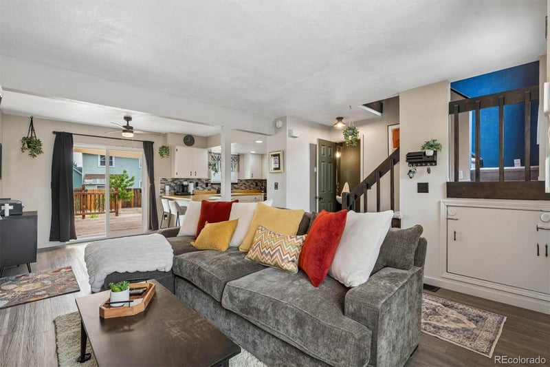 17495 E Chenango Dr, Aurora, CO 80015