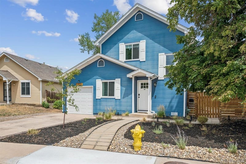17495 E Chenango Dr, Aurora, CO 80015