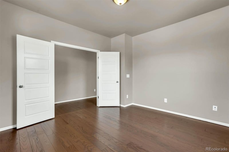 22426 E Layton Cir, Aurora, CO 80015