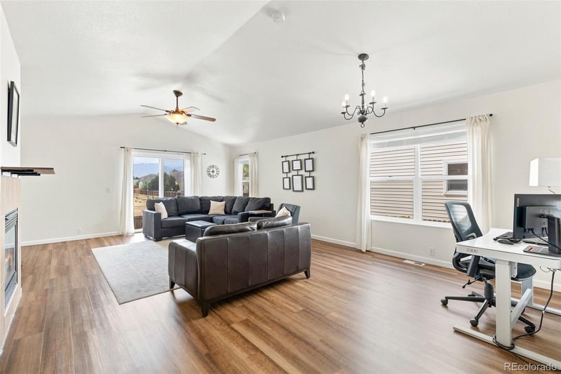 7250 Bentwater Dr, Fountain, CO 80817