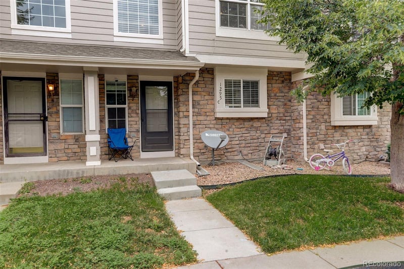 1295 S Zeno Cir #C, Aurora, CO 80017