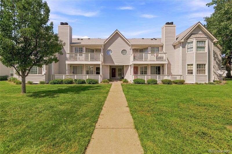 12573 E Pacific Cir #E, Aurora, CO 80014