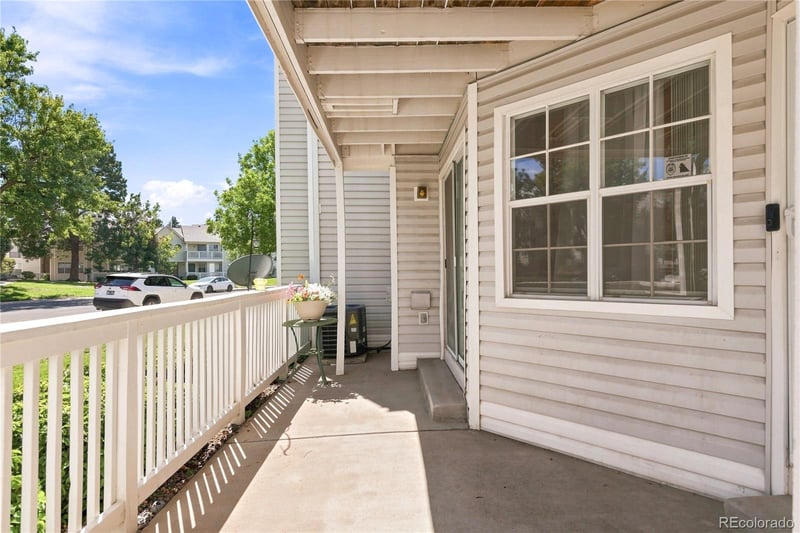 12573 E Pacific Cir #E, Aurora, CO 80014