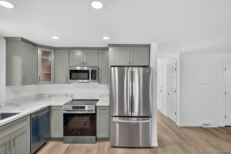 7975 Dudley Ct, Arvada, CO 80005