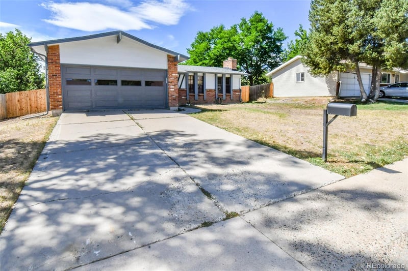 6888 W Roxbury Ave, Littleton, CO 80128