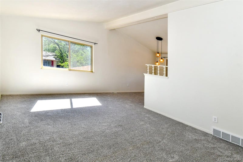 6888 W Roxbury Ave, Littleton, CO 80128