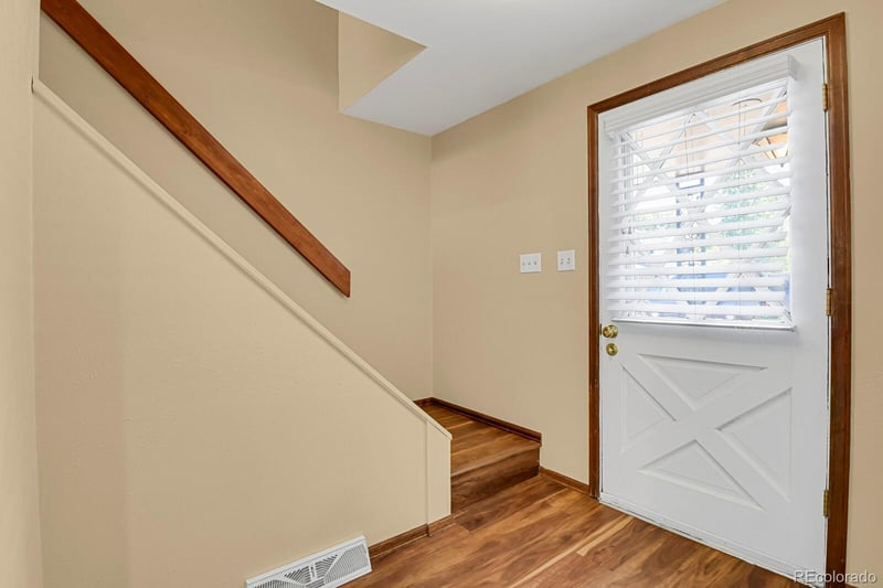 1455 W Hinsdale Dr, Littleton, CO 80120