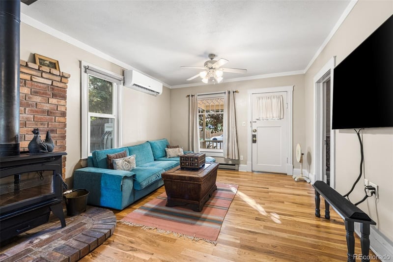 114 N 16th St, Colorado Springs, CO 80904