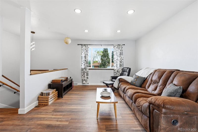 971 S Yarrow St, Denver, CO 80226
