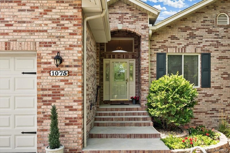 1075 Yank St, Golden, CO 80401