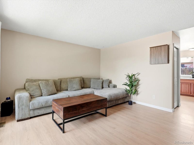 1208 S Cathay St, Aurora, CO 80017