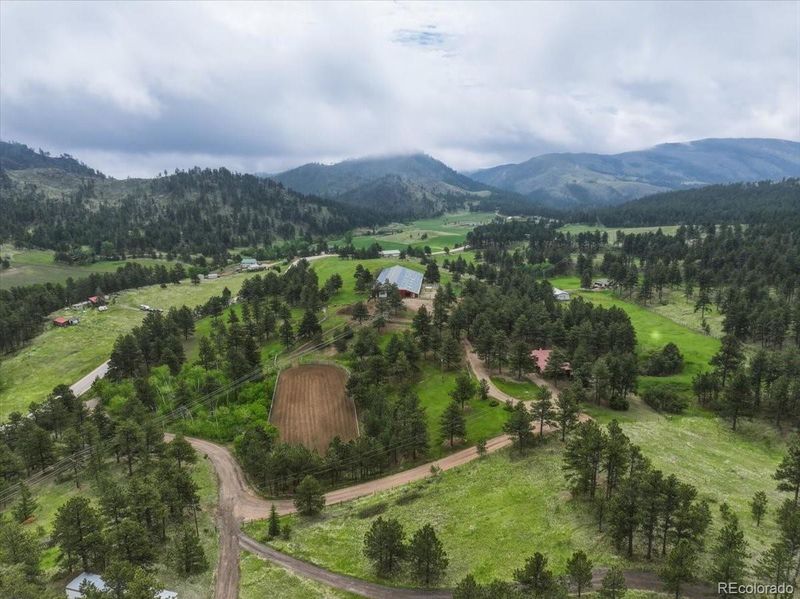 89 Aspen Leaf Ln, Bellvue, CO 80512