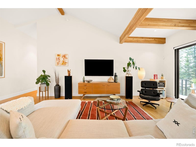 2550 Balsam Dr, Boulder, CO 80304